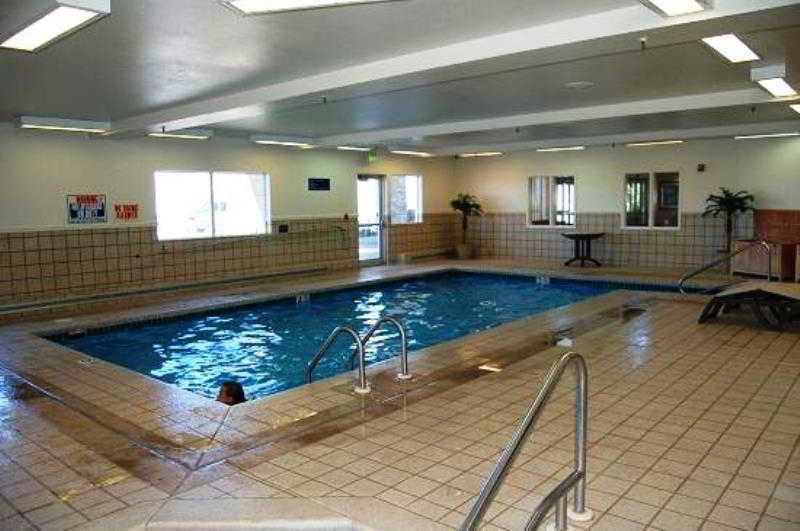 Pool
 di Crystal Inn Hotel&Suites Great Falls