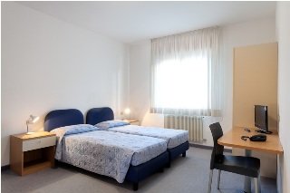 Room
 di Torbole Hotel