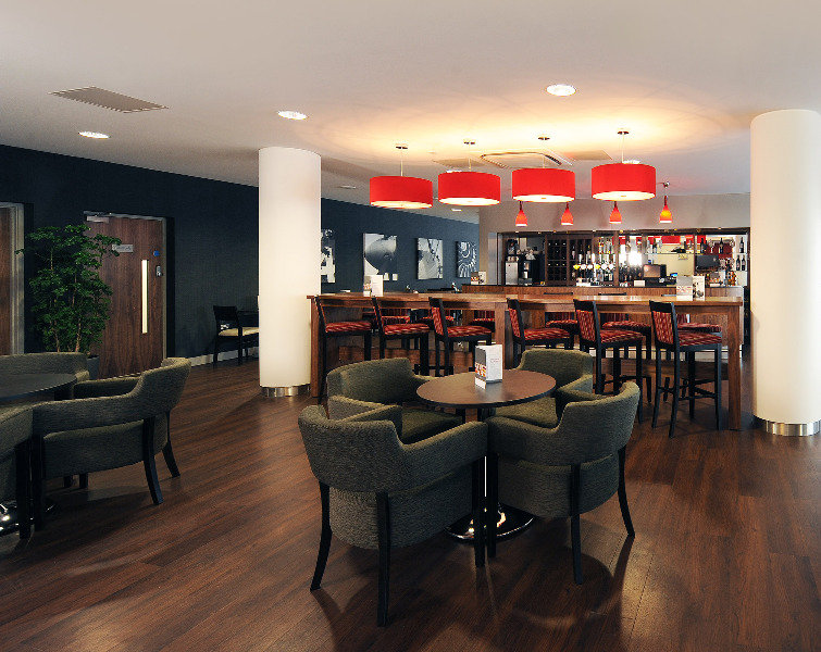 Bar
 di Ramada Encore Luton Airport