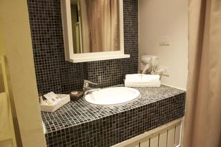 Room thumbnail 15