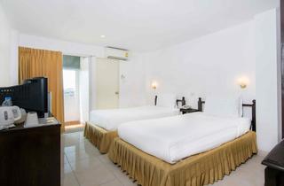 Room thumbnail 18