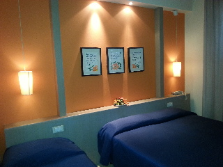 Room
 di Cavalieri del Tau