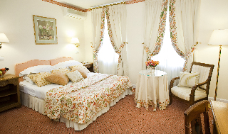 Room
 di Narutis Hotel