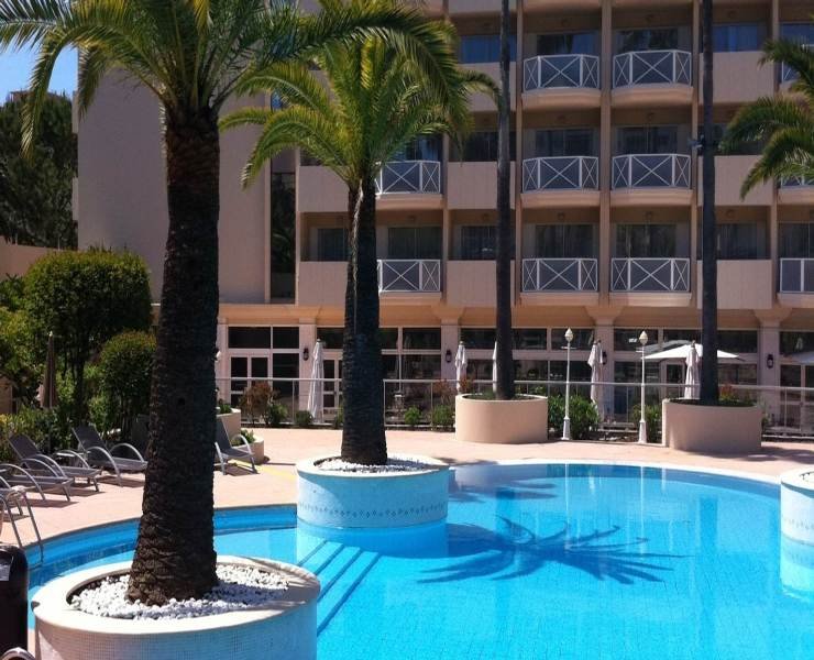 Pool
 di AC by Marriott Ambassadeur 