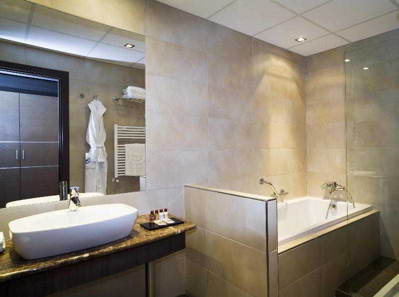Sheraton Milan Malpensa Airport Hotel, Milan