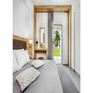 Room Room