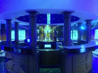 Bar
 di Claresta Sarovar Portico Hotel, Hosur