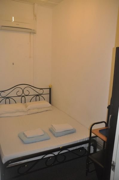 Room thumbnail 4
