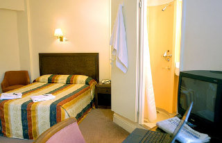 Room
 di Asian International