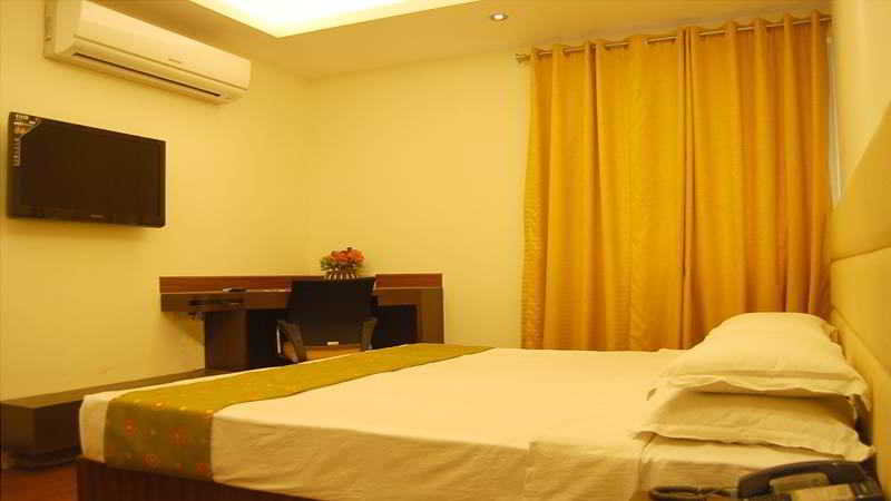 Room
 di Asian International