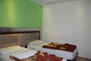 Room
 di Sri Vinayak