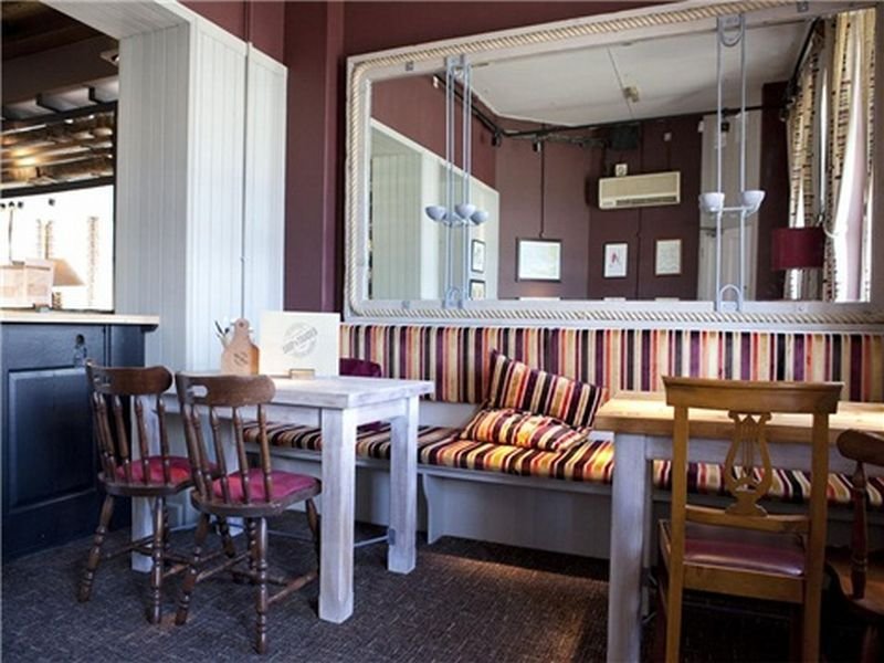 Restaurant
 di Ship and Trades