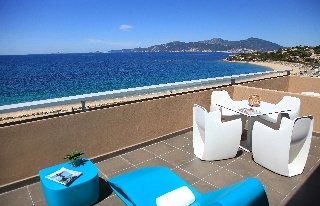 Terrace
 di Radisson Blu Resort & Spa Ajaccio Bay