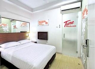 Room thumbnail 6
