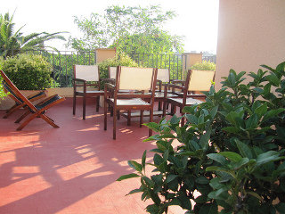 Terrace
 di Garden House Hostel Barcelona