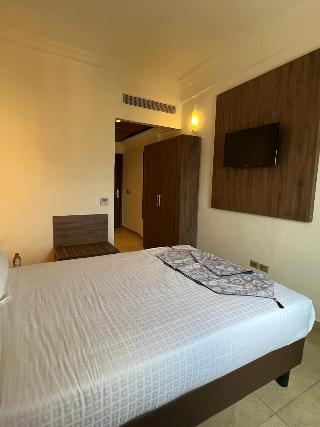Room Room