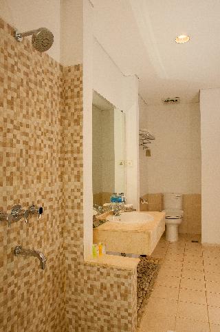 Deluxe Room Twin
