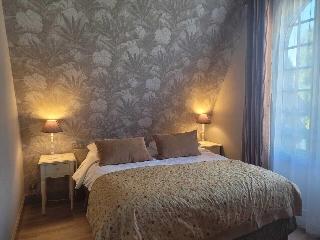Room Room