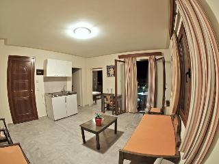 Alexandros M. Studios and Apartments