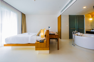 Room thumbnail 86