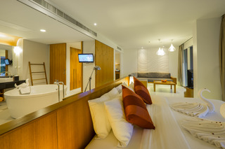 Room thumbnail 102