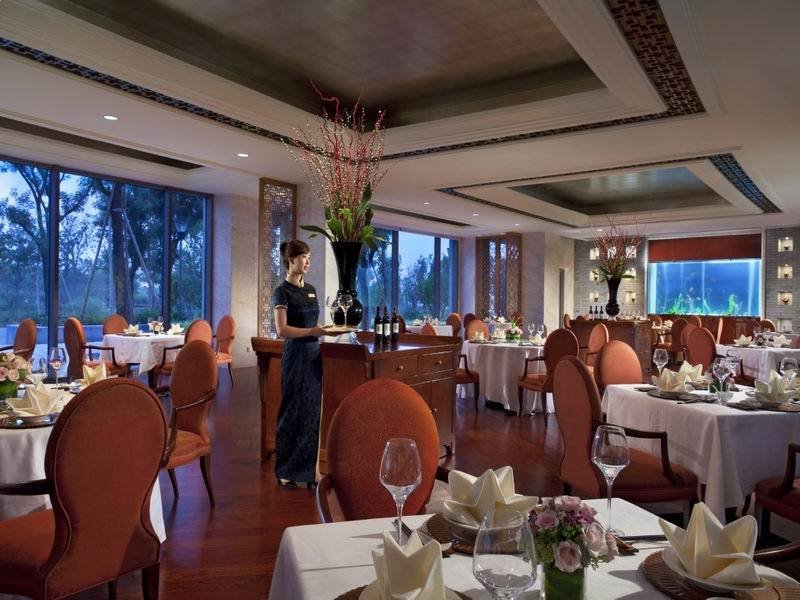 Restaurant
 di Fairmont Yangcheng Lake hotel and Resort