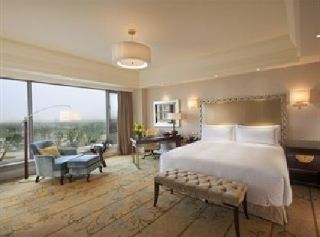 Room thumbnail 3