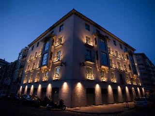 Nexus Valladolid Suites & Hotel