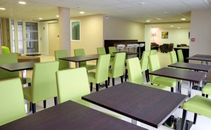 Park and Suites Confort Toulouse Lhers, Toulouse