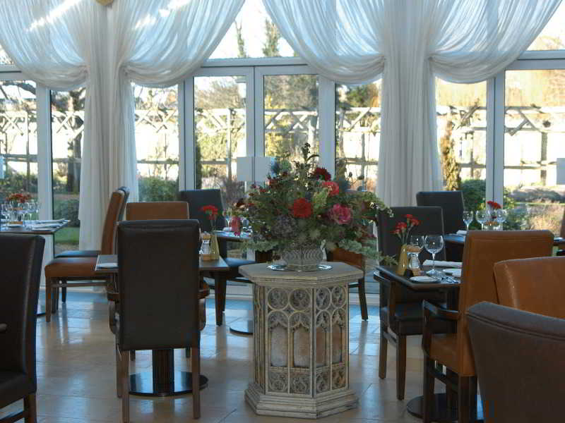 Restaurant
 di Haycock Hotel