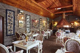 Cedar Lodge Hotel - Restaurant