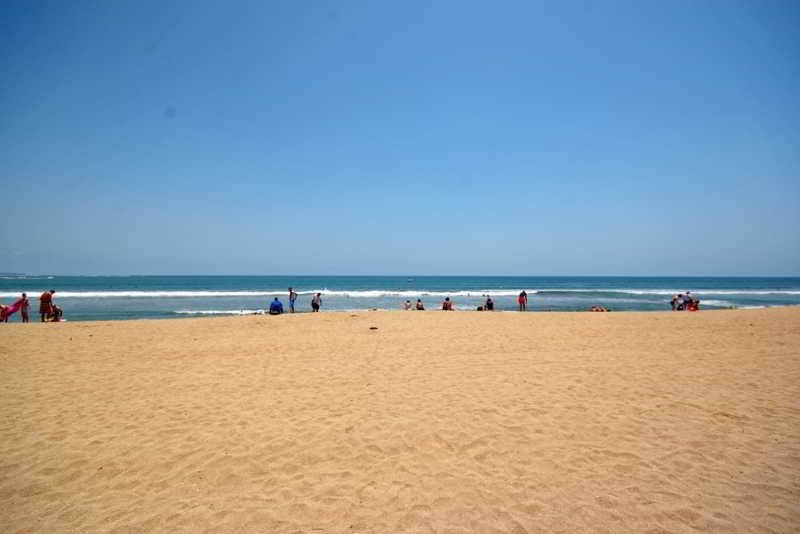 Beach thumbnail 37