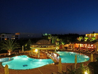 Pool
 di Ambassador Hotel