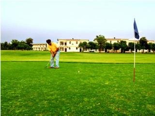 Sports and Entertainment
 di Clarks Exotica Faridabad