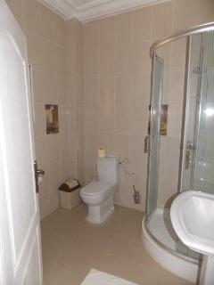 Room thumbnail 1