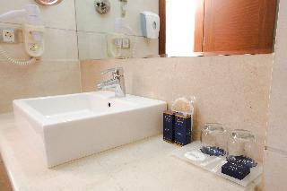 Armis Otel