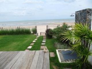 Beach thumbnail 7