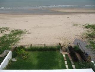 Beach thumbnail 8
