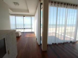 Room thumbnail 1