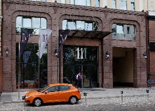 General view
 di 11 Mirrors