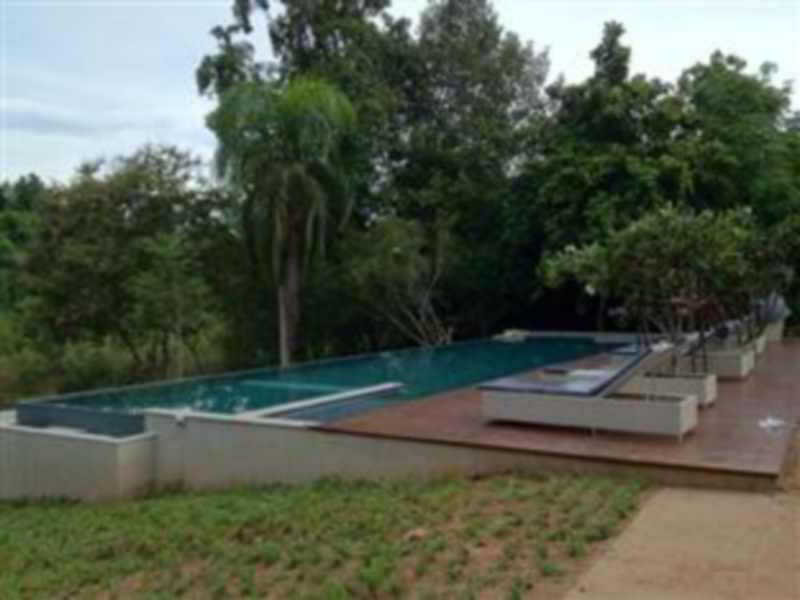Pool thumbnail 8