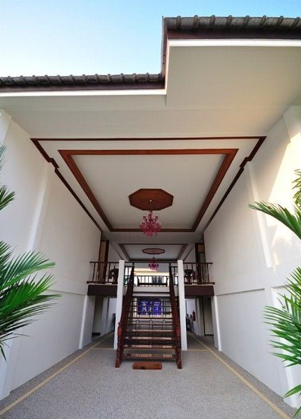 General view thumbnail 1