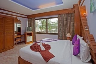 Room thumbnail 2