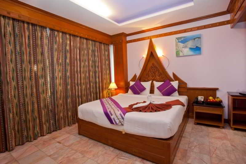 Room thumbnail 14