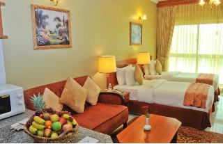 Room
 di Savoy Central