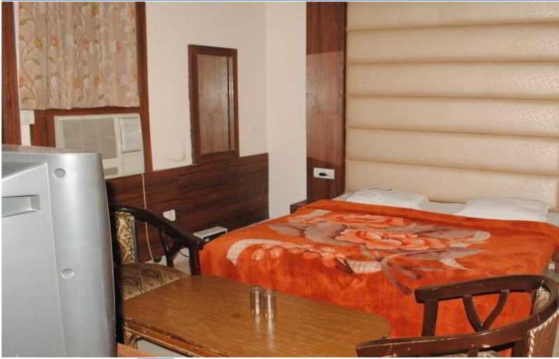 Room
 di Baba Continental