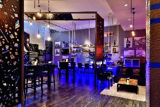 Bar
 di Radisson Blu Plaza Hotel Hyderabad Banjara Hills