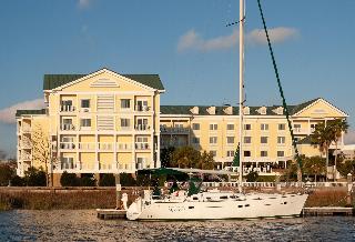 Courtyard Charleston Waterfront