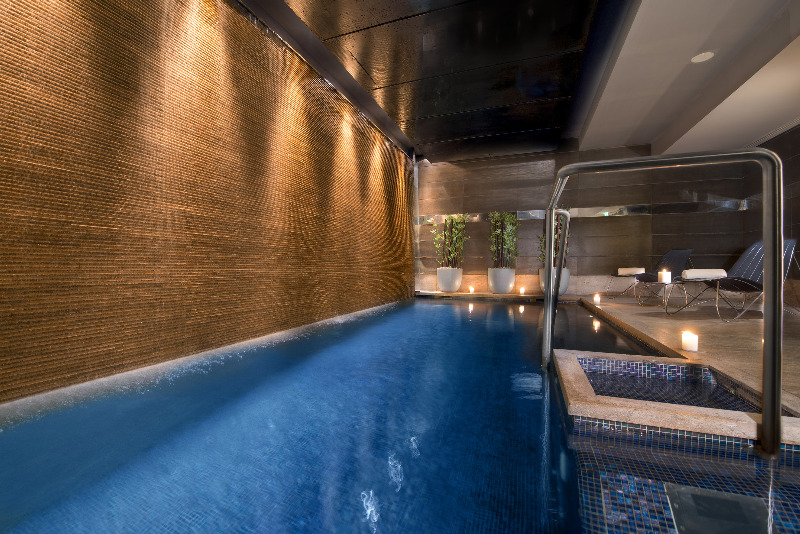 Pool
 di Melia Genova