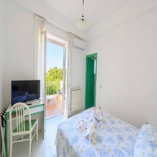 Room Room